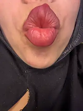 zahra_Jalid webcam