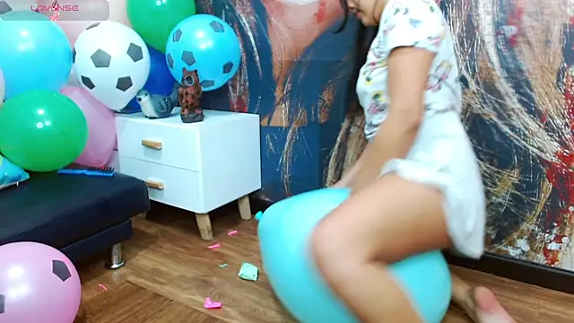 gigi_gilt_ webcam