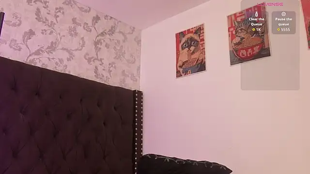 Watch dahianae__ live on EroticFlix - High definition streams
