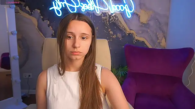 TinyNatalie webcam