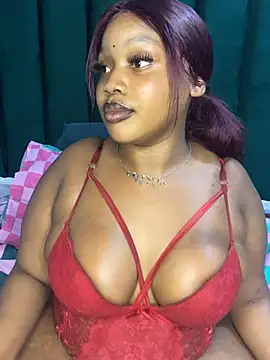 THICKBARBIE32 webcam