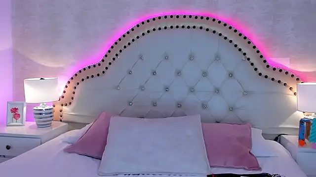 Adara_Muller webcam