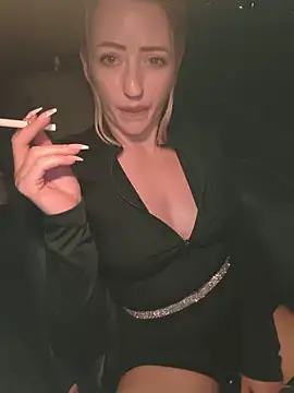 LaraLanee webcam