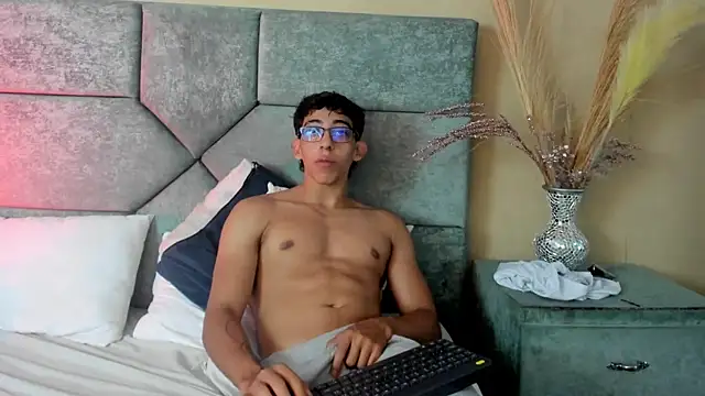 JuliaanRoss webcam