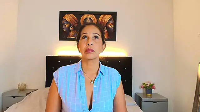 Shanon_mature webcam