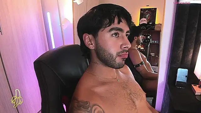 ItsMeEros webcam