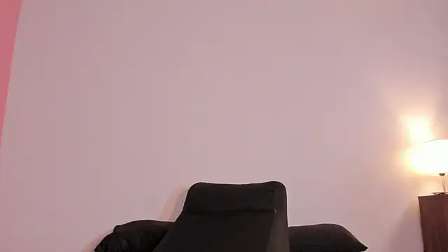 Watch lupeebony live on EroticFlix - High definition streams