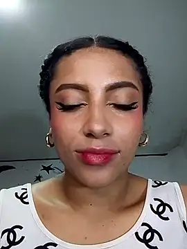 Watch KattyBerryX live on EroticFlix - High definition streams