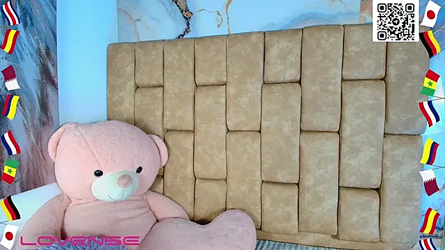 katy_handerson webcam