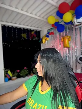 Watch Camiibunny live on EroticFlix - High definition streams