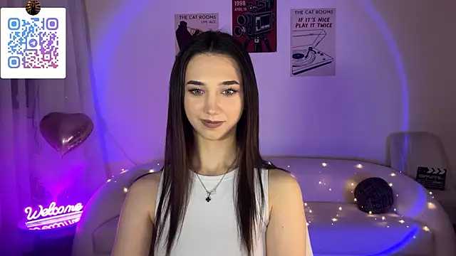 LinaMour webcam