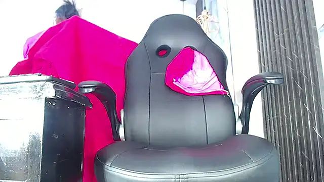 CamelyHott webcam