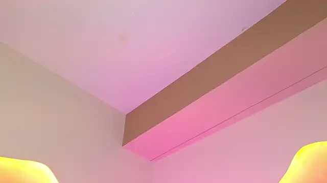 Kloee_12 webcam