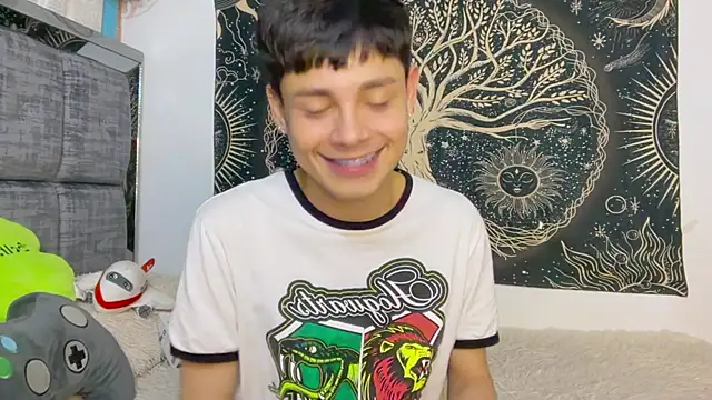 Bldavioro45 - Male webcam sex chat