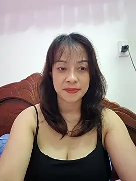 Watch Baby-bigboobs2026 live on EroticFlix - High definition streams
