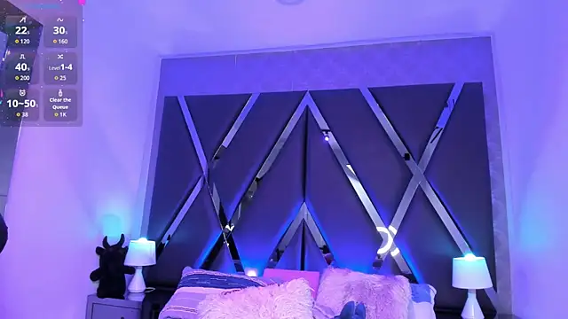 Watch HaniKuspoka live on EroticFlix - High definition streams