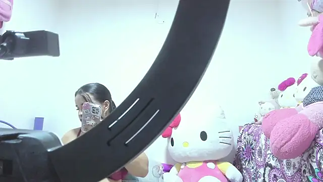 KittyRousee webcam