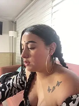 IvySanchez_Pinkk webcam