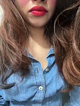 Yours_riya11 webcam