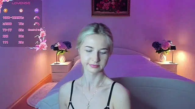Julie_Blaze webcam