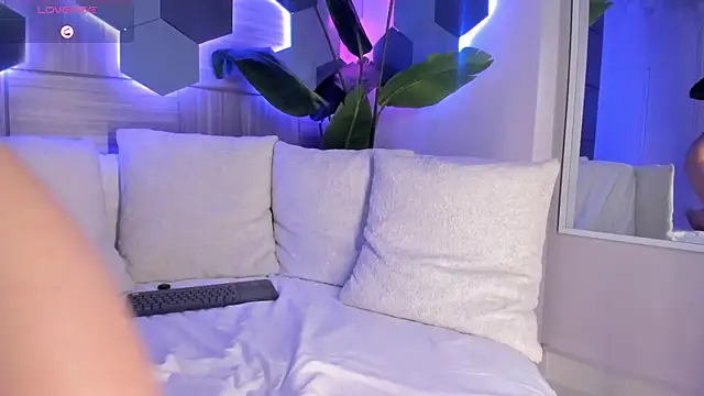Watch KatyaKozlov live on EroticFlix - High definition streams
