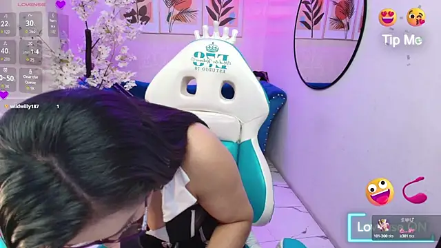 Watch Tiara_rr live on EroticFlix - High definition streams