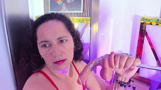 Watch Luna_Naughty1 live on EroticFlix - High definition streams