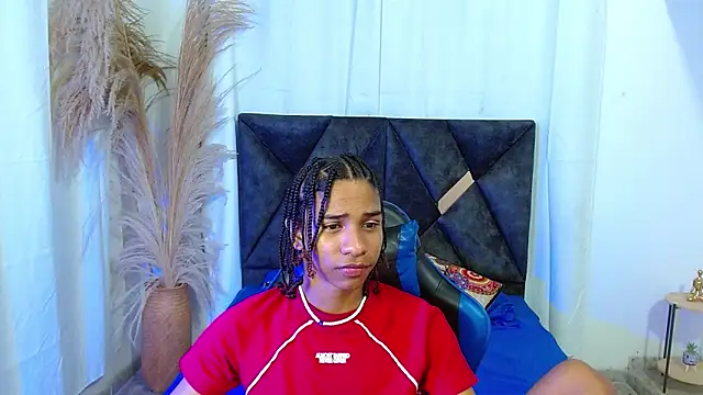 angelll18_ (M twink) - Show asshole
