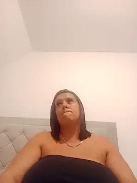 Watch louisa36 live on EroticFlix - High definition streams