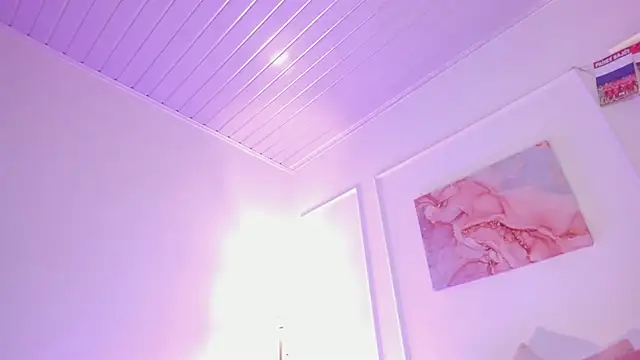 Watch nova_silk live on EroticFlix - High definition streams