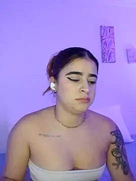 martina_connor1 live cam on StripChat