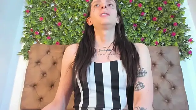 Lux_Royse live sex cam