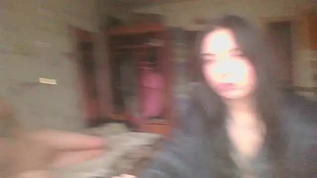RussNocturnal webcam