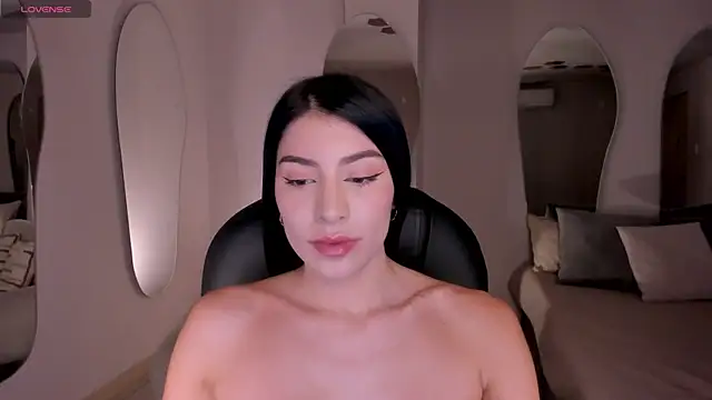 Watch MaddisonTaylor1 live on EroticFlix - High definition streams