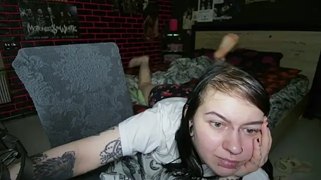 MessalinaOfficial webcam