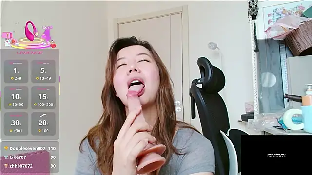 sallycui webcam