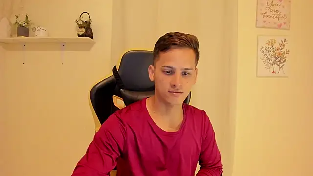 sexy_andres01 live cam on StripChat
