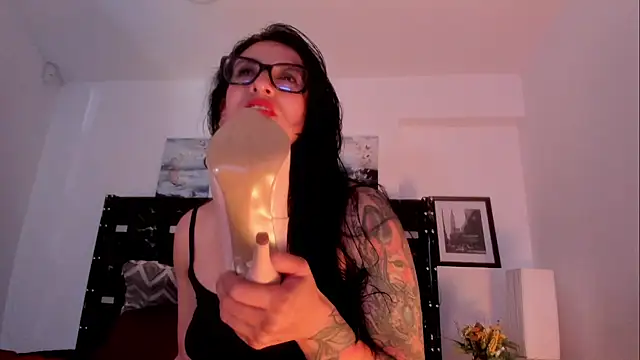 ZarayFeet webcam