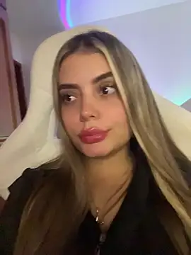 Watch Miss_valeriaa live on EroticFlix - High definition streams