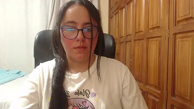 Watch Venus_cat_ live on EroticFlix - High definition streams