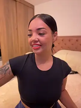 JennLeMoka webcam
