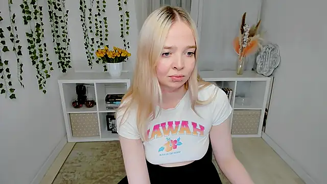 BellaMontgomery webcam