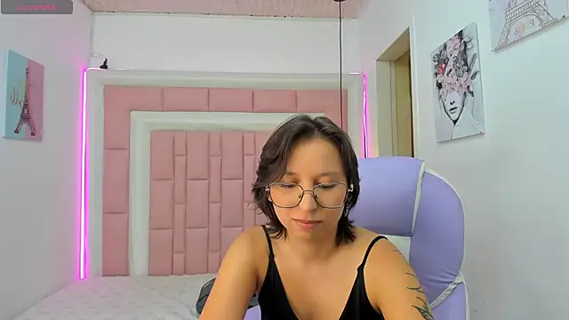 Klaret_Toy webcam