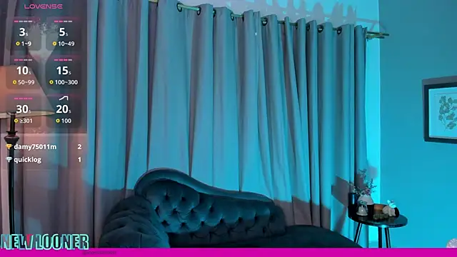 Lola_12_ webcam