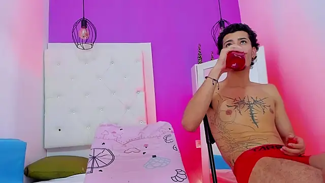 Watch Camila_and_Johan_naughty live on EroticFlix - High definition streams