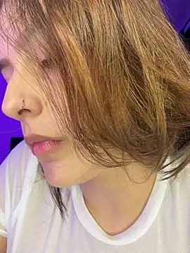 HayleyRoss_ webcam