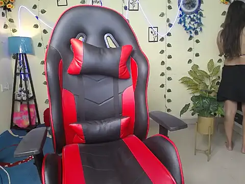 Sweet_Hazel69 webcam