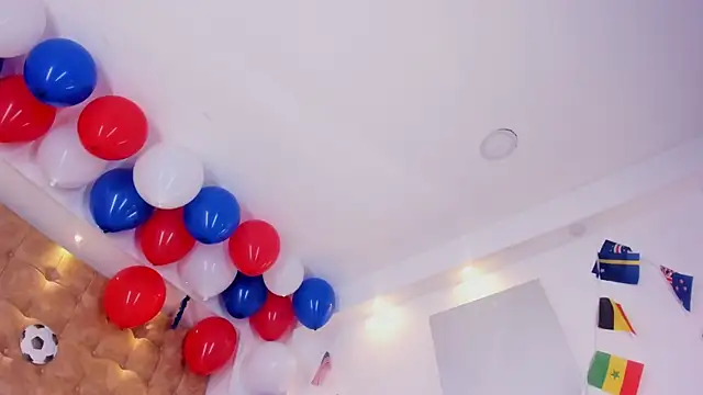 violet_giraldo webcam