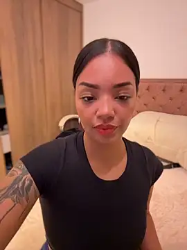 Watch JennLeMoka live on EroticFlix - High definition streams