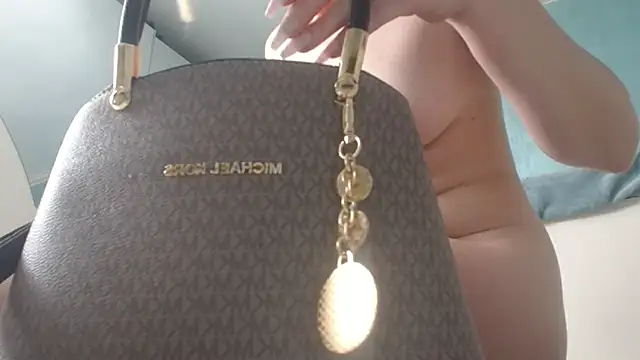 LaraLanee webcam